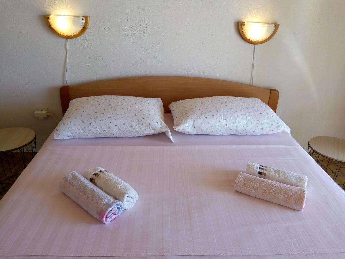 Ruzica Saric Hotel Hvar Town Exterior photo