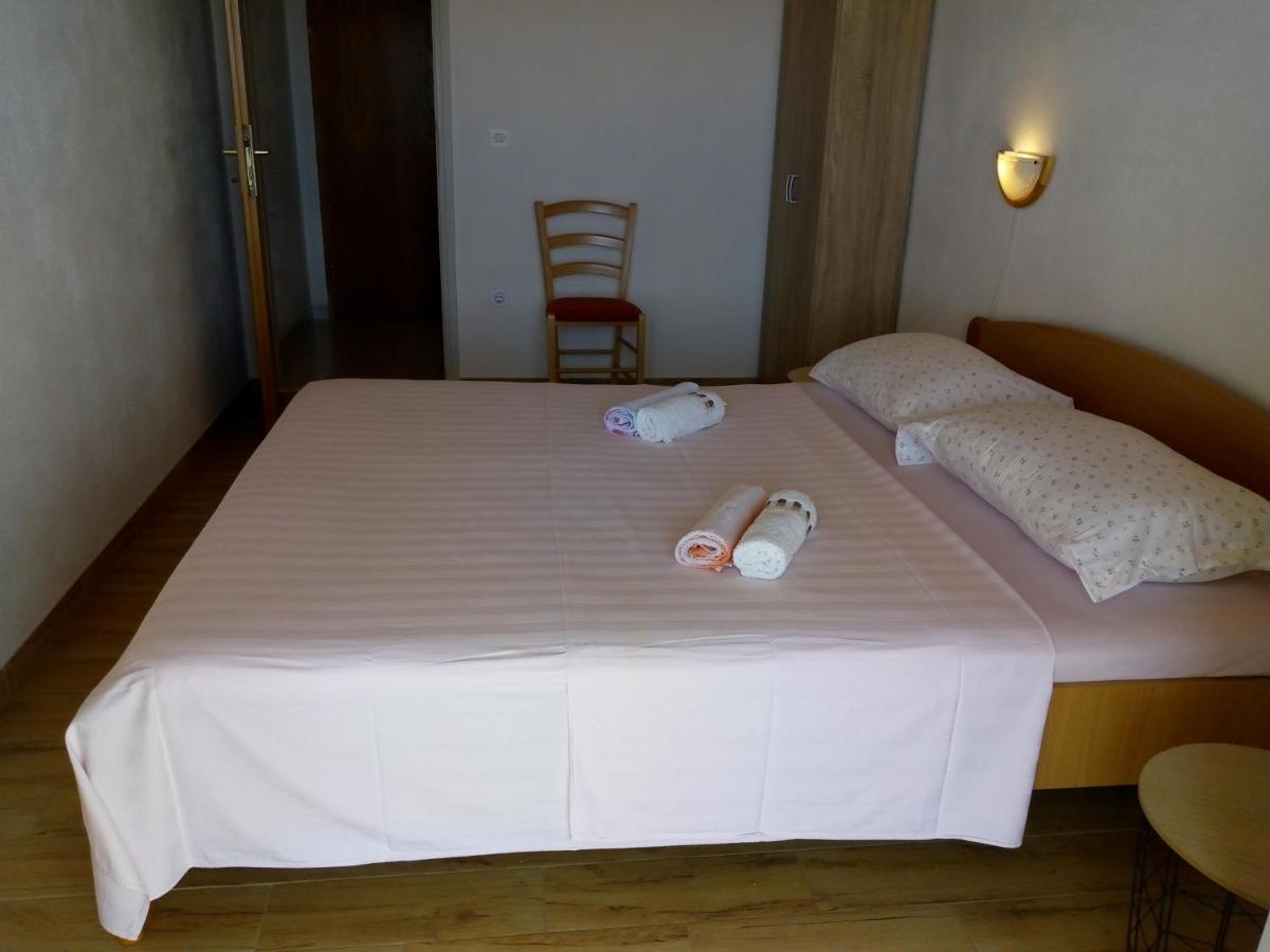Ruzica Saric Hotel Hvar Town Exterior photo