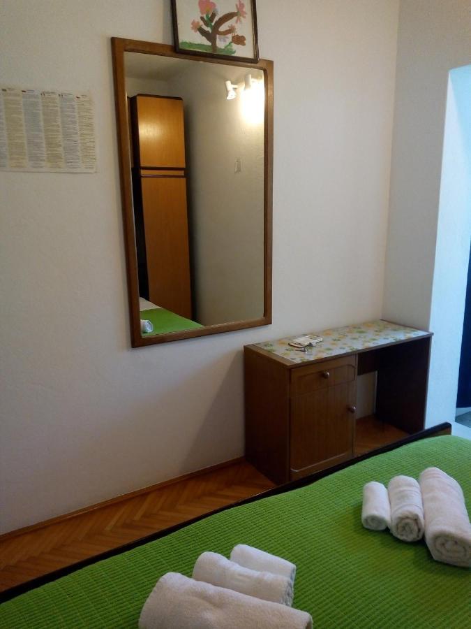 Ruzica Saric Hotel Hvar Town Exterior photo